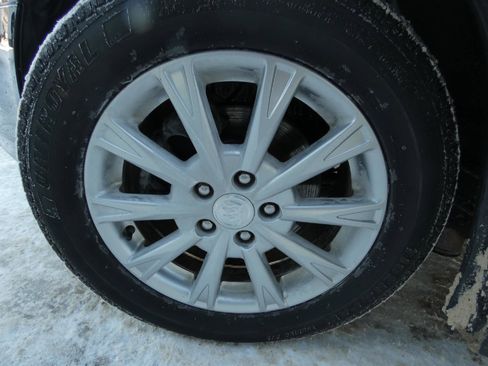 Used 2011 Buick Lucerne CXL image 8