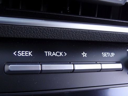 Used 2024 Hyundai Sonata Limited image 40