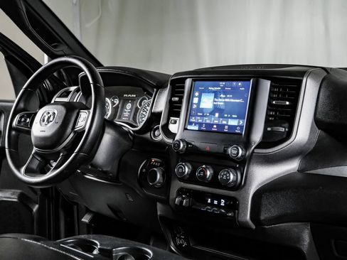 Used 2024 RAM 2500 Tradesman w/ Chrome Appearance Group AWD/4WD image 22