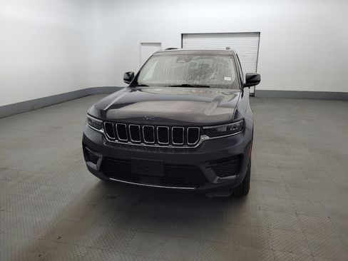 Used 2022 Jeep Grand Cherokee Laredo w/ Luxury Tech Group I AWD/4WD image 15