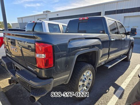 Used 2019 GMC Sierra 2500 Denali w/ Duramax Plus Package image 6