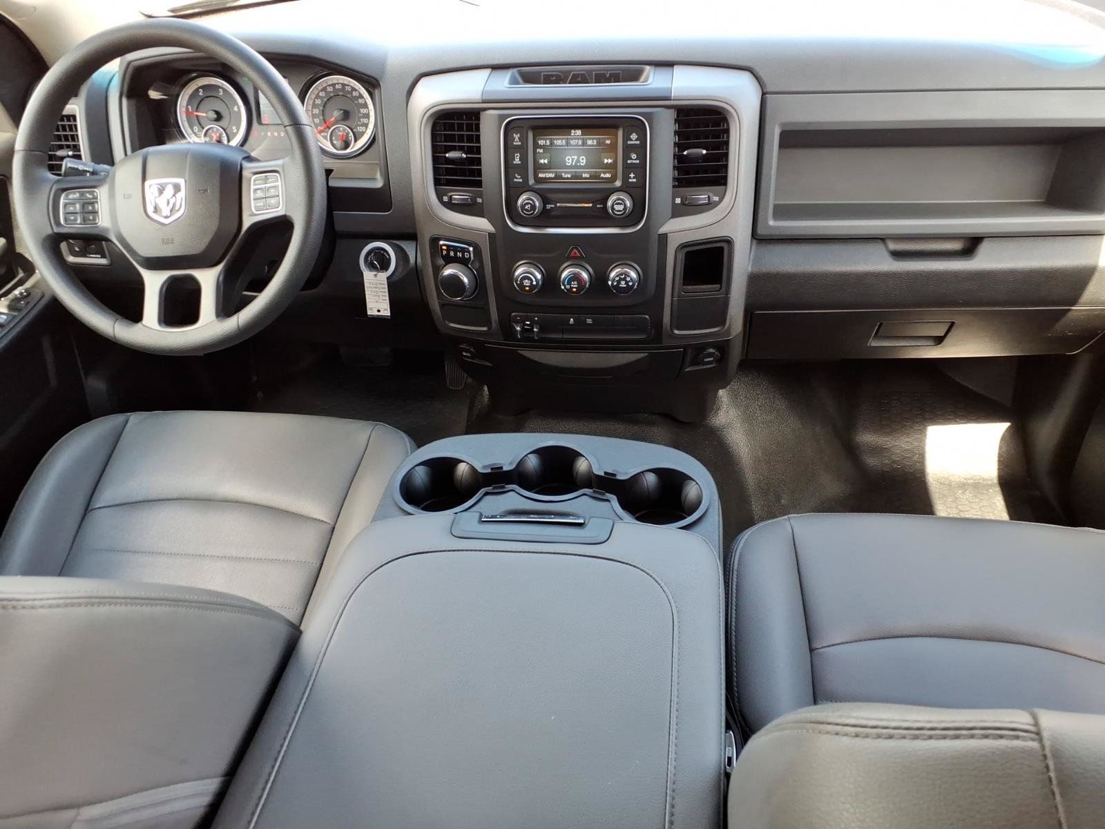 Used 2019 RAM 1500 Tradesman w/ Chrome Appearance Group RWD image 14