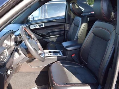 Used 2023 Ford Explorer ST-Line w/ Class IV Trailer Tow Package image 17