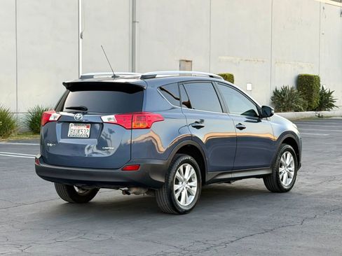 Used 2013 Toyota RAV4 Limited FWD image 3