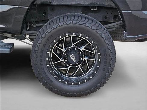 Certified 2018 Ford F250 XLT image 24