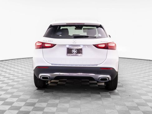 Certified 2025 Mercedes-Benz GLA 250 4MATIC image 4