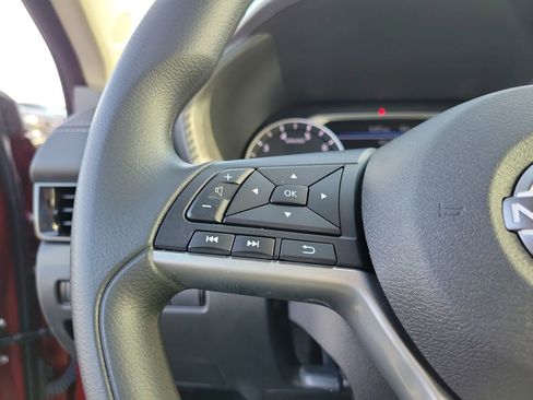 Used 2024 Nissan Sentra SV image 23