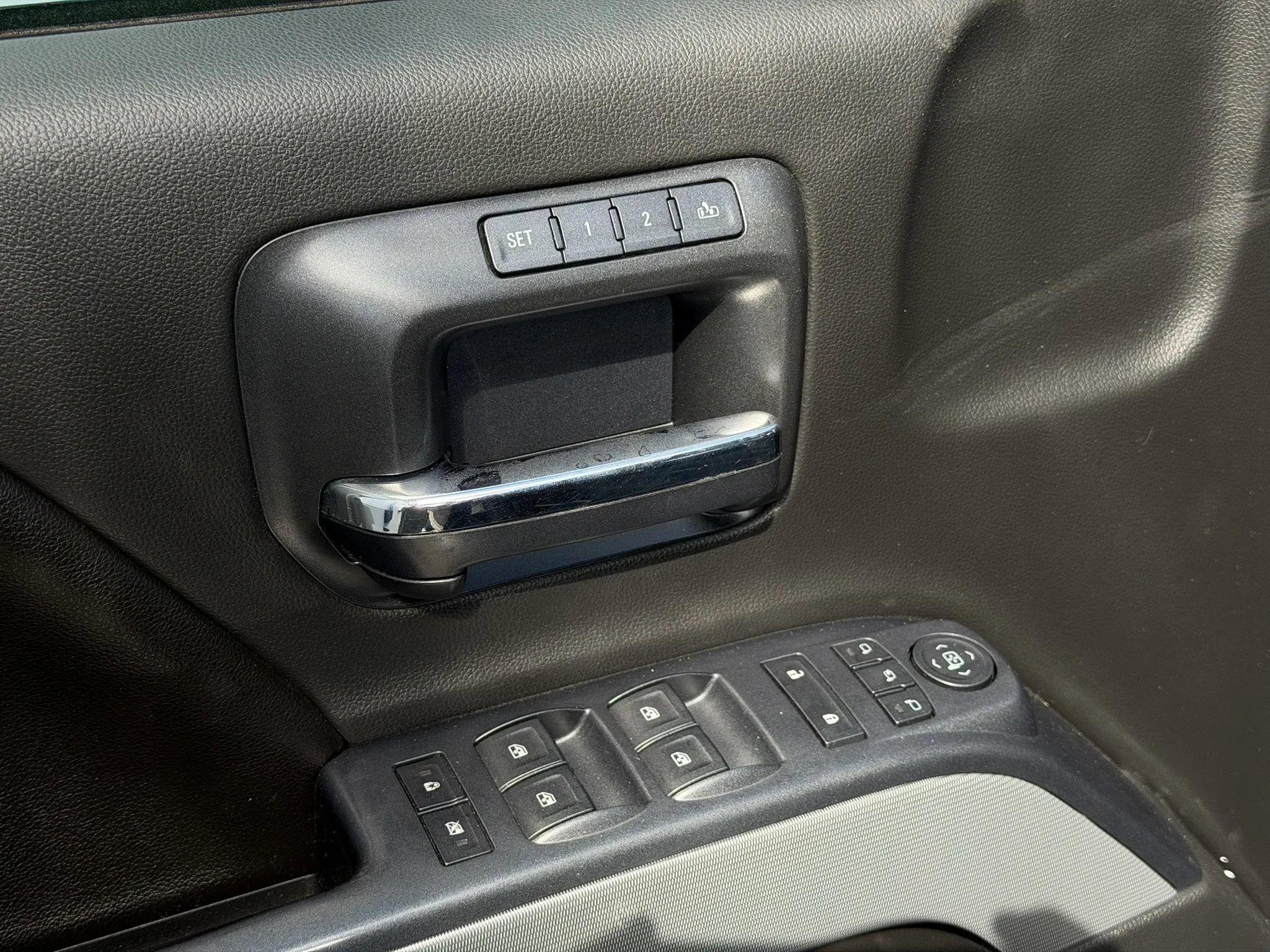 Used 2015 Chevrolet Silverado 3500 LTZ w/ Duramax Plus Package AWD/4WD image 31