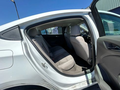 Used 2017 Chevrolet Cruze LS image 14