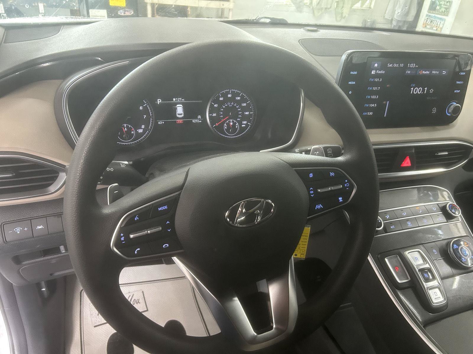 Used 2023 Hyundai Santa Fe SE AWD/4WD image 15