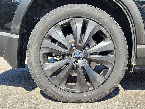 Certified 2022 Subaru Ascent Onyx Edition image 9