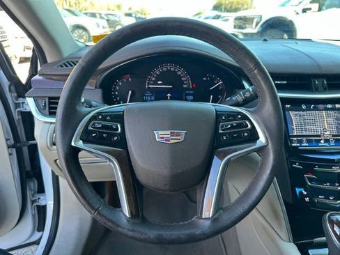 Used 2017 Cadillac XTS Luxury image 11