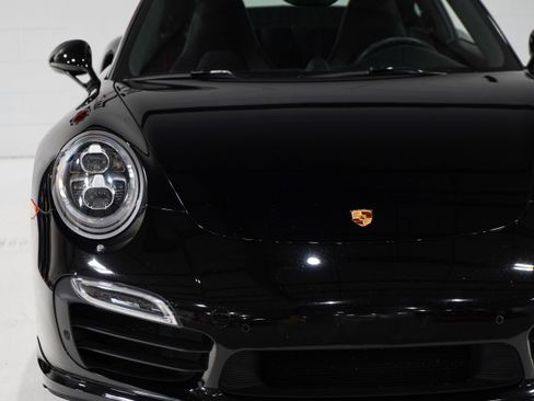 Used 2014 Porsche 911 Turbo S AWD/4WD image 29