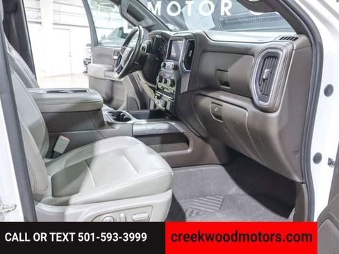 Used 2020 Chevrolet Silverado 2500 LTZ w/ LTZ Plus Package image 12