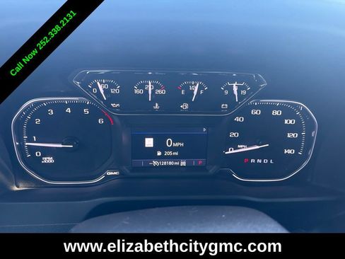 Used 2022 GMC Sierra 1500 AT4 w/ AT4 Preferred Package AWD/4WD image 8