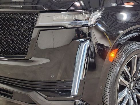 Used 2024 Cadillac Escalade Sport Platinum image 14