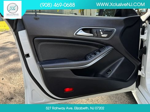 Used 2018 Mercedes-Benz CLA 250 w/ AMG Line Exterior image 7