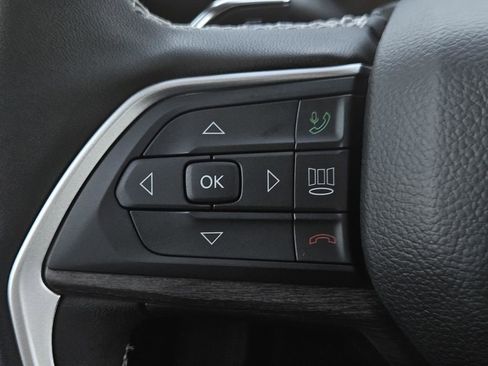 New 2025 Jeep Grand Cherokee Limited image 14