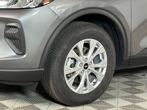 Used 2024 Ford Escape Active w/ Tech Pack #1 AWD/4WD image 4