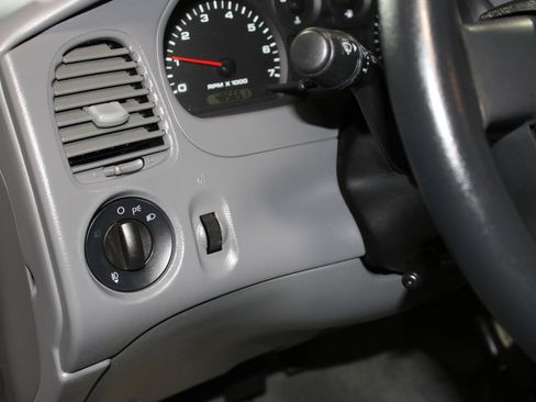 Used 2011 Ford Ranger XLT RWD image 20
