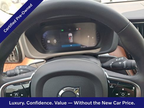 Certified 2024 Volvo XC60 B5 Plus w/ Climate Package AWD/4WD image 20