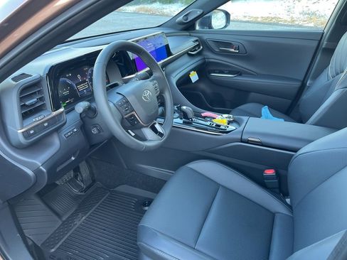 Certified 2026 Toyota Crown Platinum image 11