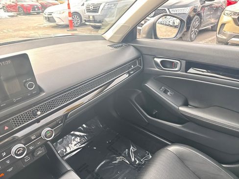 Used 2022 Honda Civic EX-L image 27