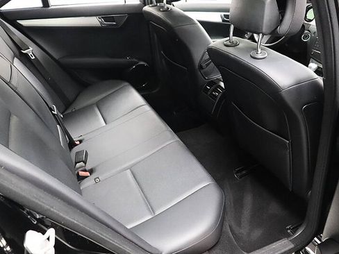 Used 2008 Mercedes-Benz C 300 Sedan image 13