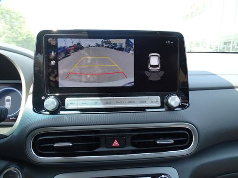 New 2023 Hyundai Kona Limited image 10