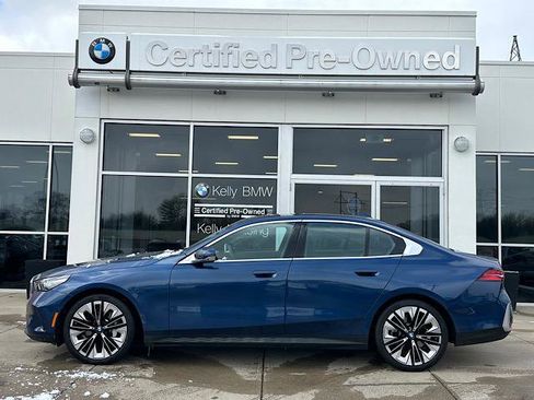 Certified 2024 BMW 530i xDrive 530i xDrive Sedan w/ Premium Package image 6