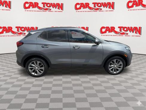 Used 2022 Buick Encore GX Essence w/ Experience Buick Package FWD image 9