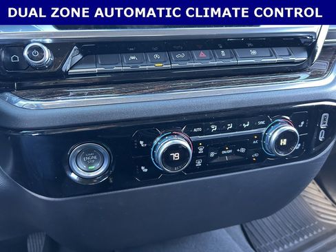 Used 2024 GMC Sierra 1500 Elevation image 16