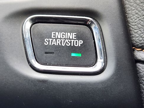 Used 2023 GMC Acadia AT4 w/ Technology Package image 26