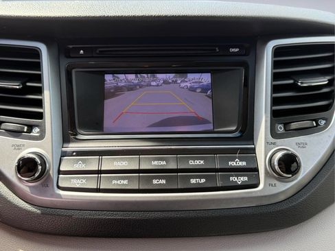 Used 2018 Hyundai Tucson SE AWD/4WD image 20