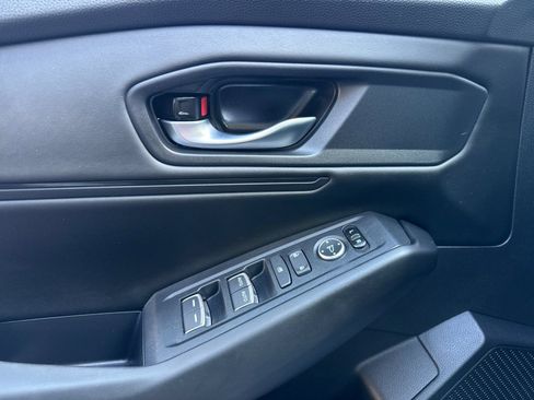 Used 2025 Honda Accord SE image 8