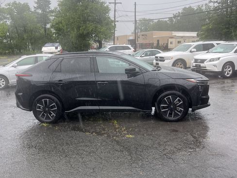 Used 2026 Toyota bZ AWD/4WD image 15