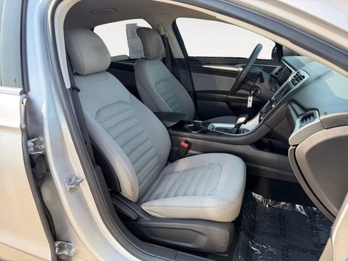 Used 2014 Ford Fusion S FWD image 24