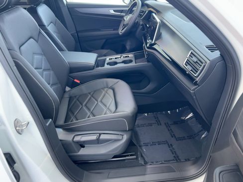 New 2026 Volkswagen Atlas Cross Sport SE AWD/4WD image 29