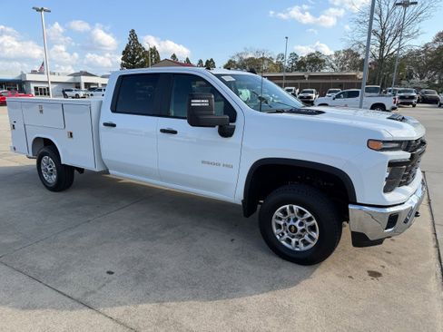 New 2026 Chevrolet Silverado 2500 W/T w/ WT Convenience Package RWD image 3
