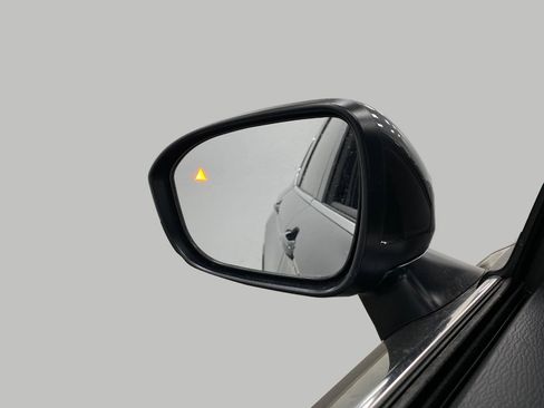 New 2026 Mitsubishi Outlander SEL image 20