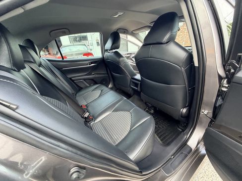 Used 2021 Toyota Camry LE image 48