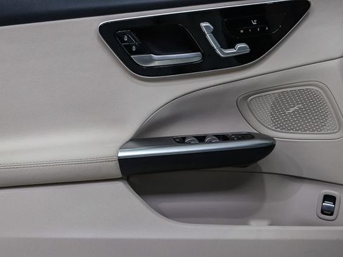 Used 2025 Mercedes-Benz C 300 Sedan image 22