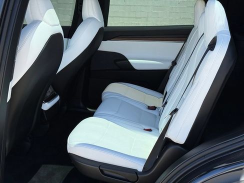 Used 2024 Tesla Model X AWD/4WD image 7