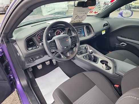 Used 2023 Dodge Challenger R/T image 32