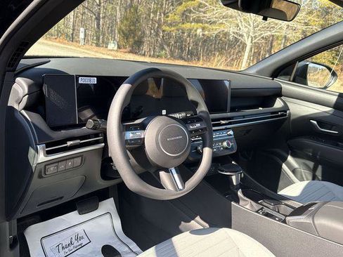 New 2026 Hyundai Santa Cruz SE image 11