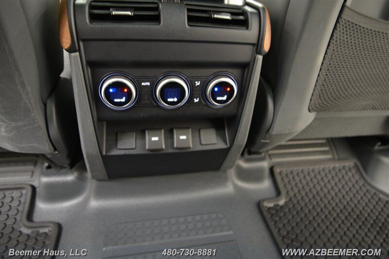 Used 2023 Land Rover Defender 130 X AWD/4WD image 30