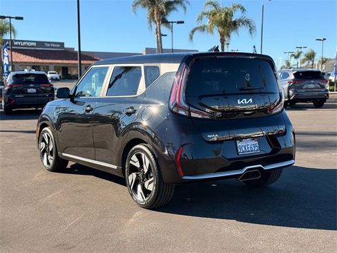Used 2023 Kia Soul GT-Line w/ GT-Line Technology Package image 8