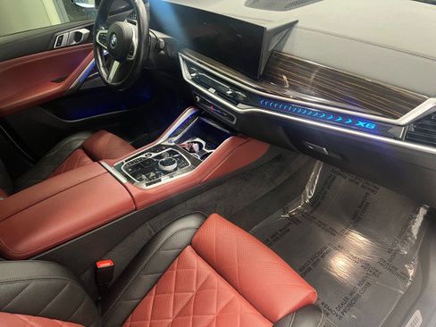 Used 2024 BMW X6 xDrive40i image 17