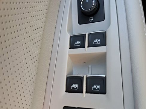 New 2026 Volkswagen Atlas SEL Premium R-Line image 17