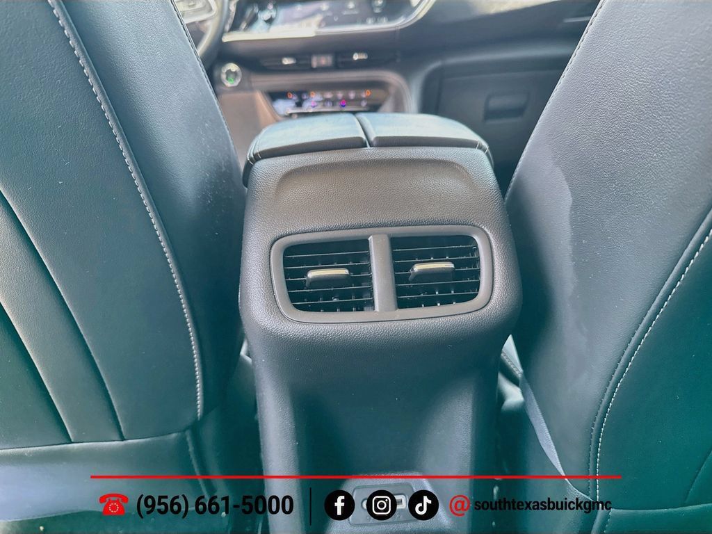 Used 2023 Buick Envision Preferred w/ Sport Touring Package AWD/4WD image 22